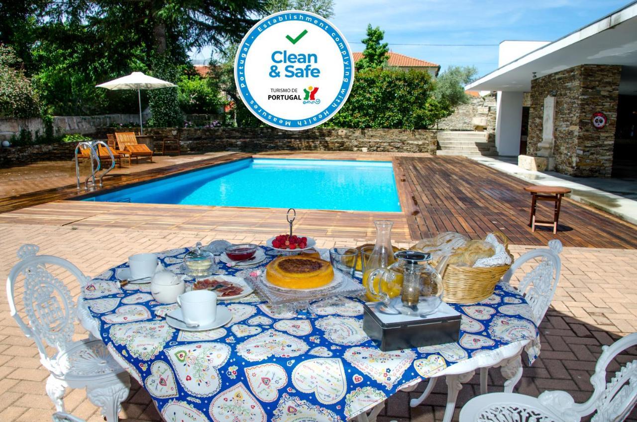 Casa De Campo Dos Tavoras 미란델라 외부 사진