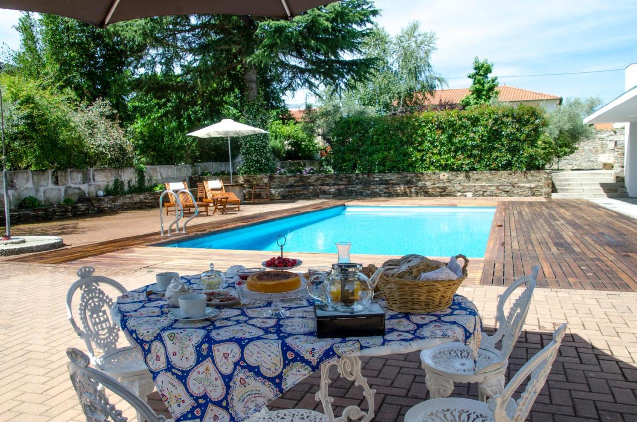 Casa De Campo Dos Tavoras 미란델라 외부 사진