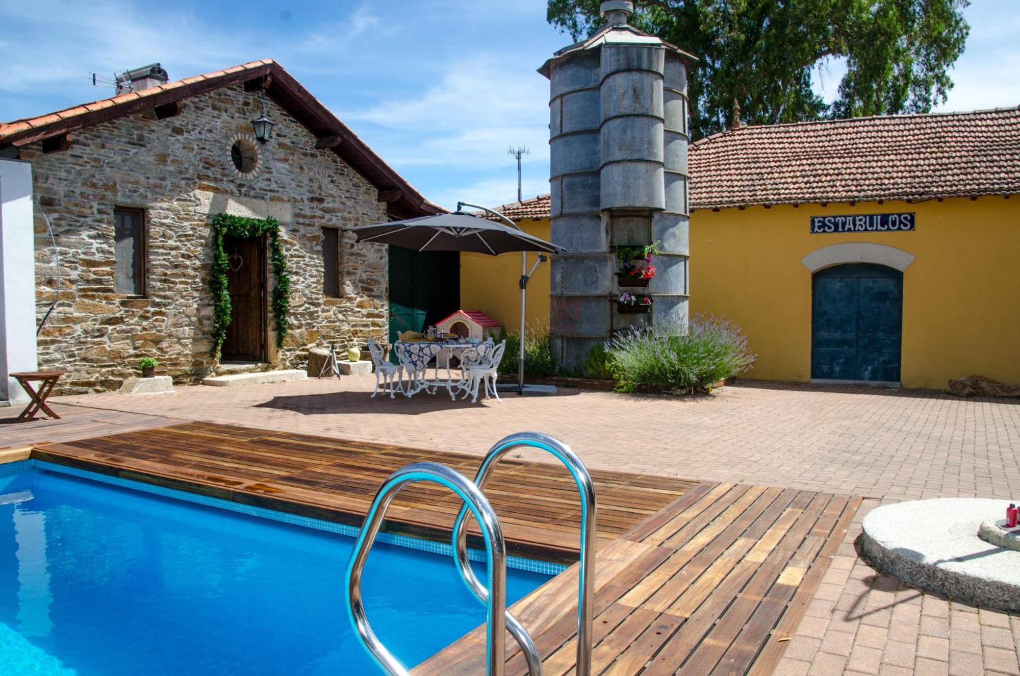 Casa De Campo Dos Tavoras 미란델라 외부 사진