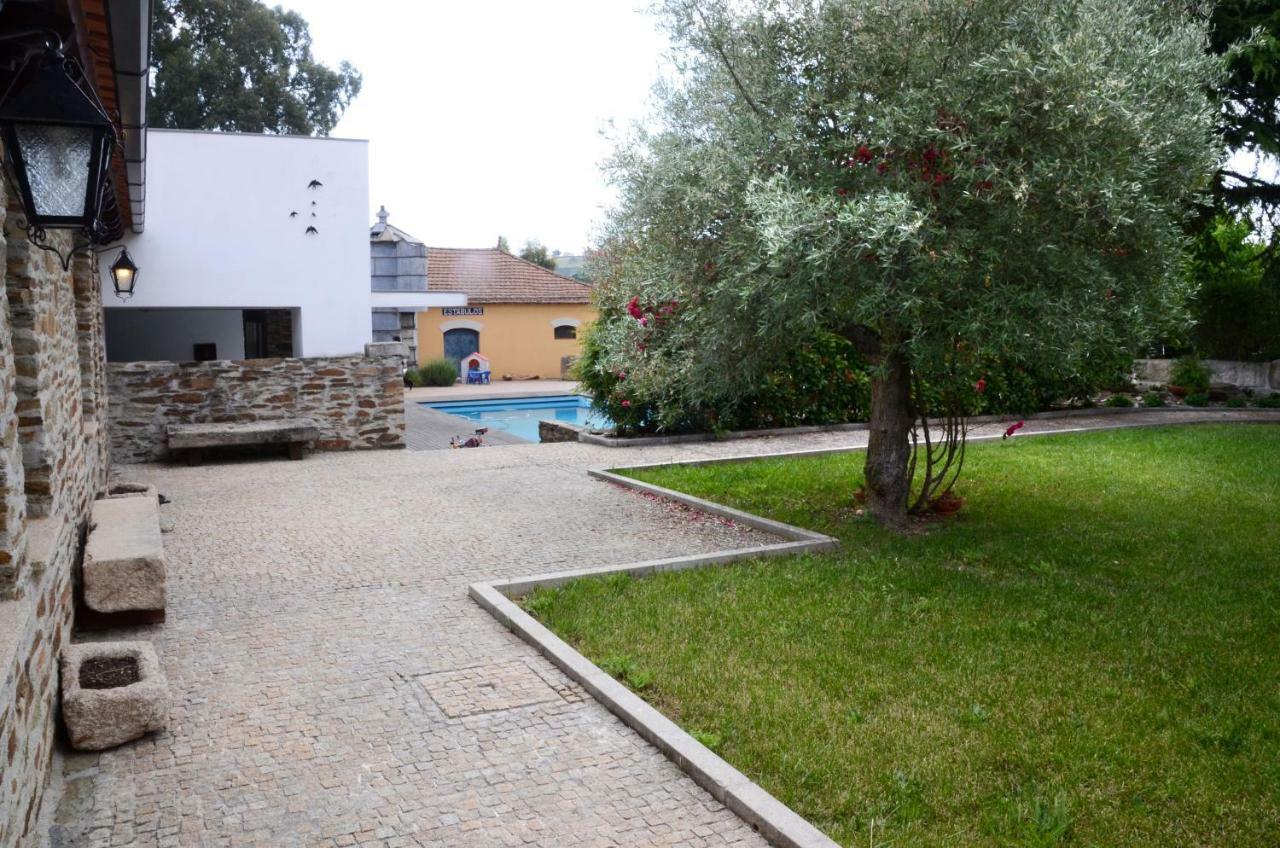 Casa De Campo Dos Tavoras 미란델라 외부 사진
