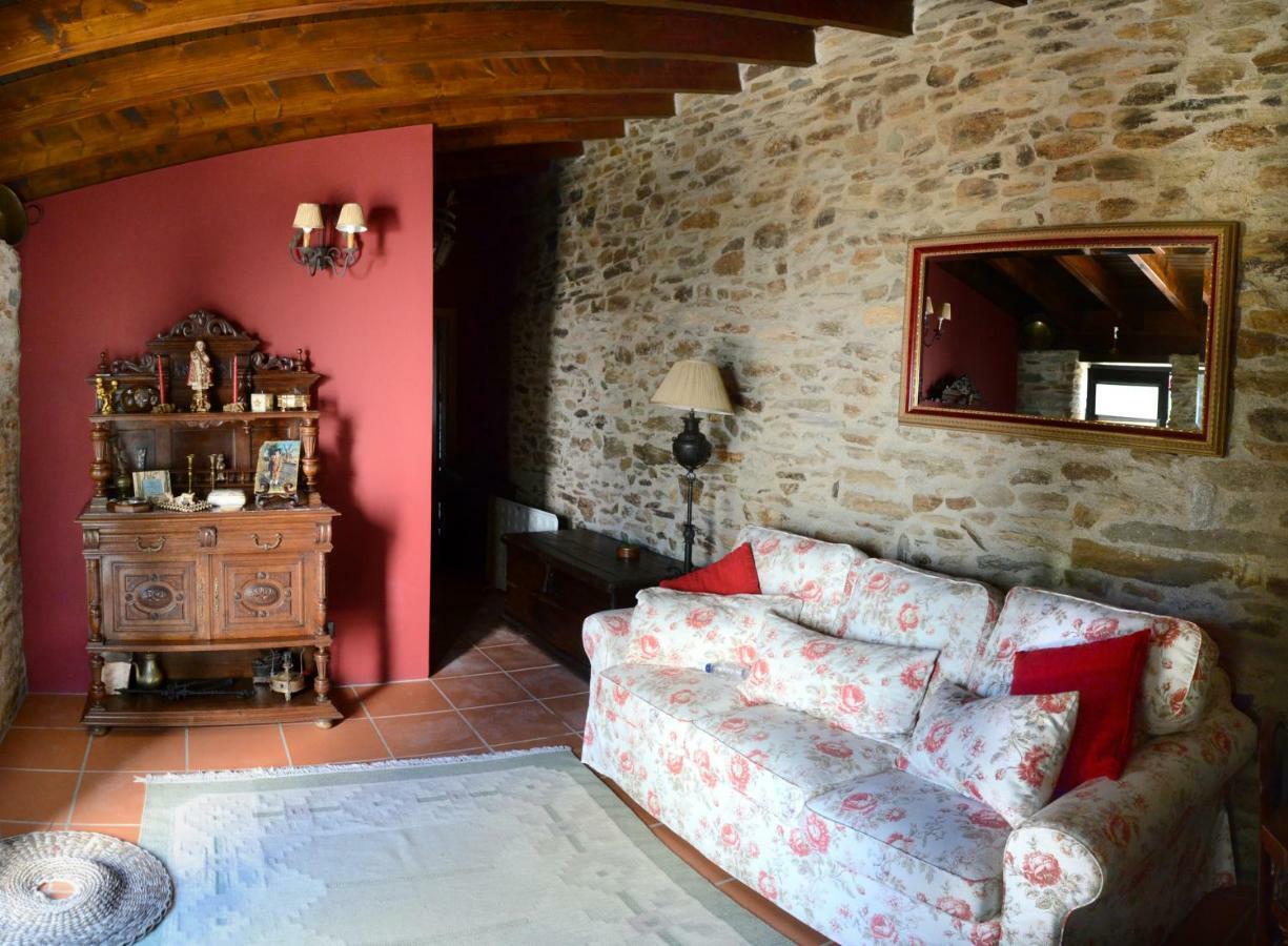 Casa De Campo Dos Tavoras 미란델라 외부 사진