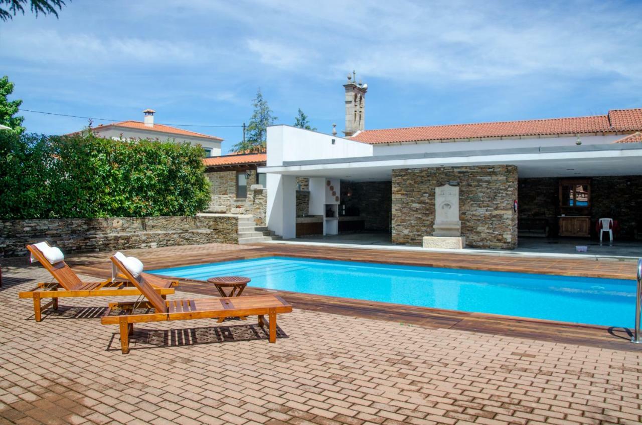 Casa De Campo Dos Tavoras 미란델라 외부 사진