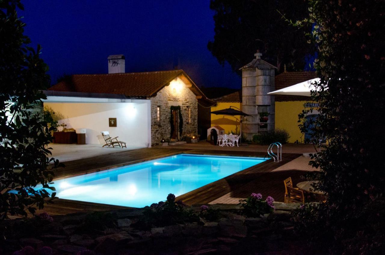 Casa De Campo Dos Tavoras 미란델라 외부 사진